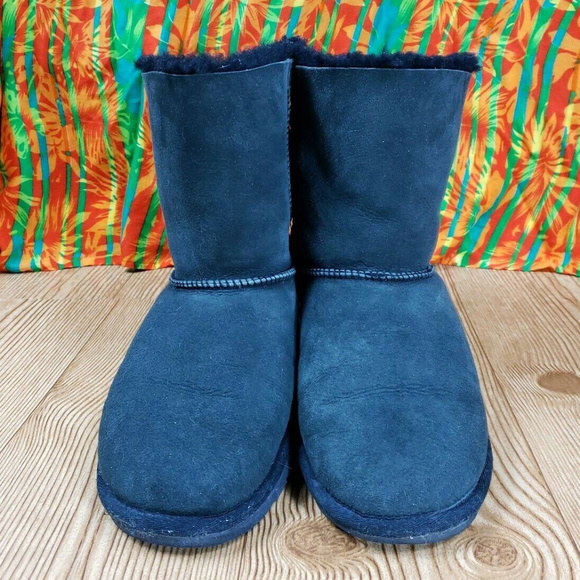 UGG | Shoes | Ugg Heirloom Lace Up Boots In Grey | Poshmark UGG \